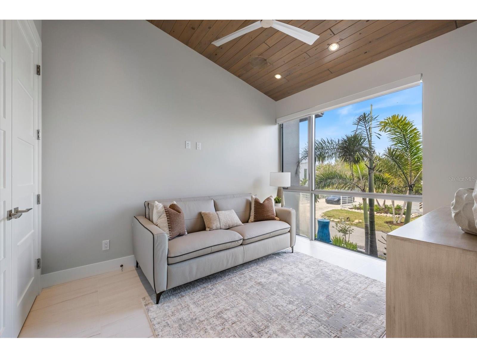 600 De Narvaez Drive Longboat Key FL 34228 A4679376 image44