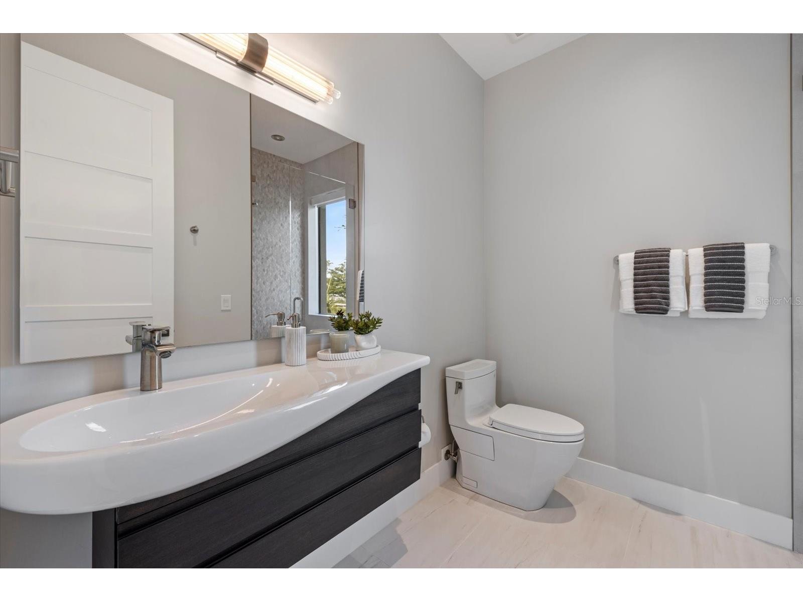 600 De Narvaez Drive Longboat Key FL 34228 A4679376 image46