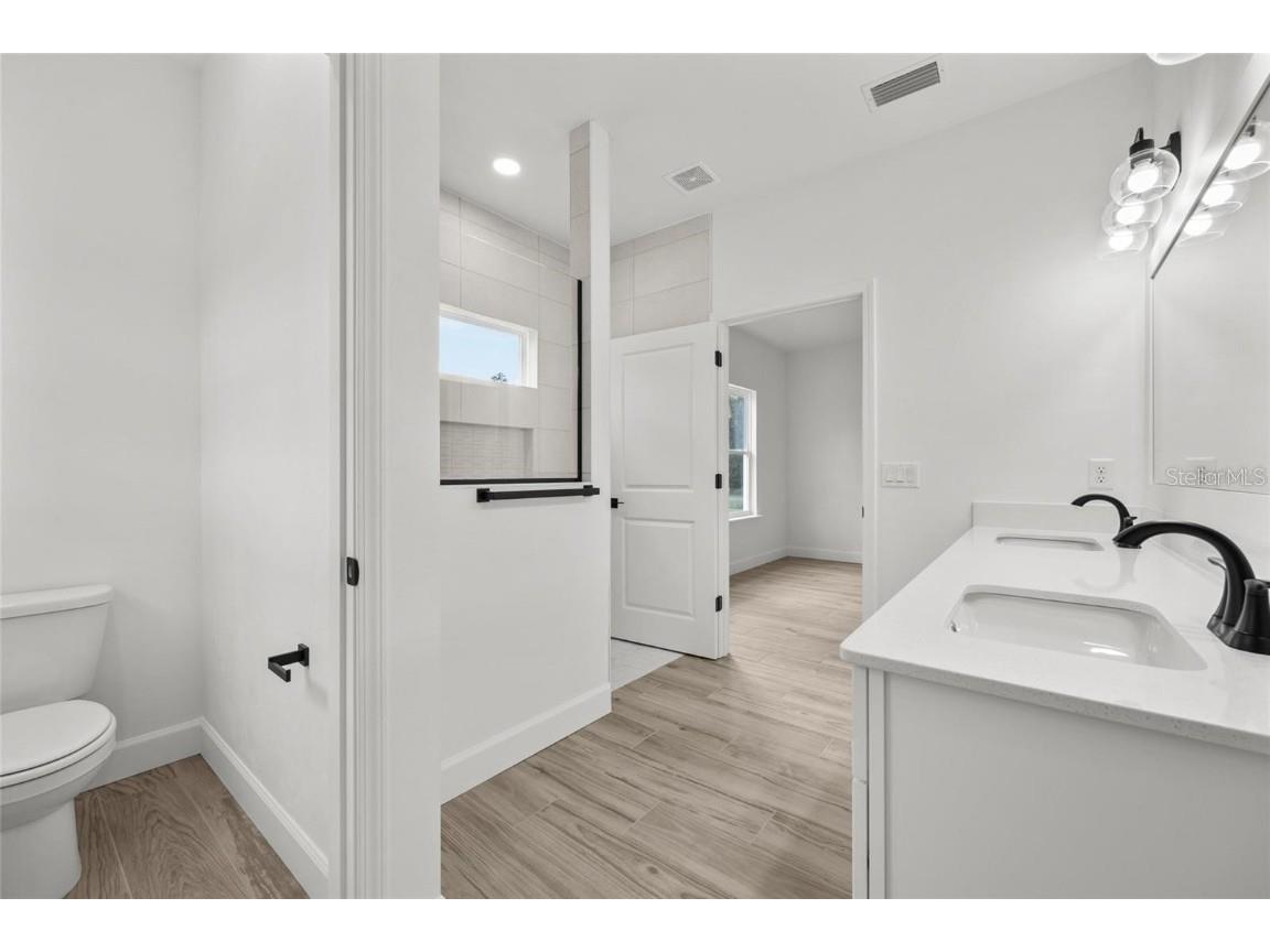 600 Fisher Drive Bronson FL 32621 GC533376 image16