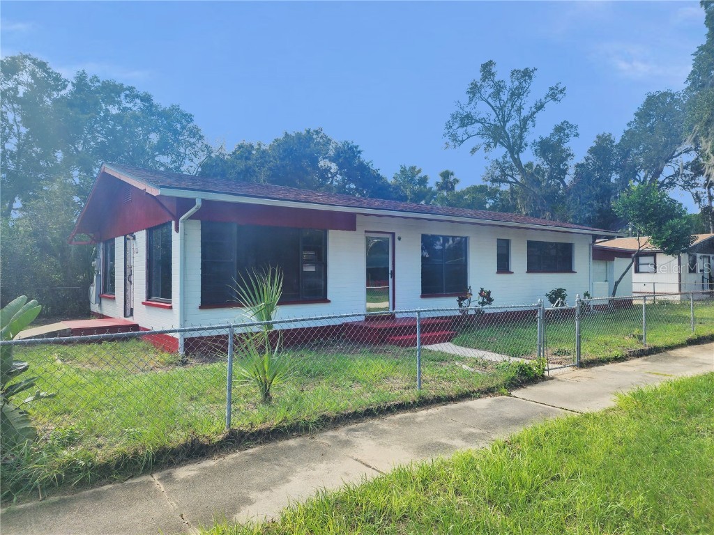 600 Madison Avenue Daytona Beach FL 32114 V4945024 image1