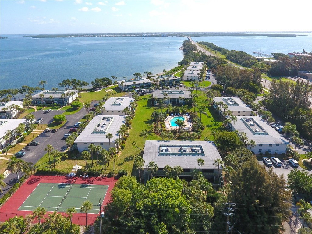 600 Manatee Avenue #107 Holmes Beach FL 34217 A4563298 image1