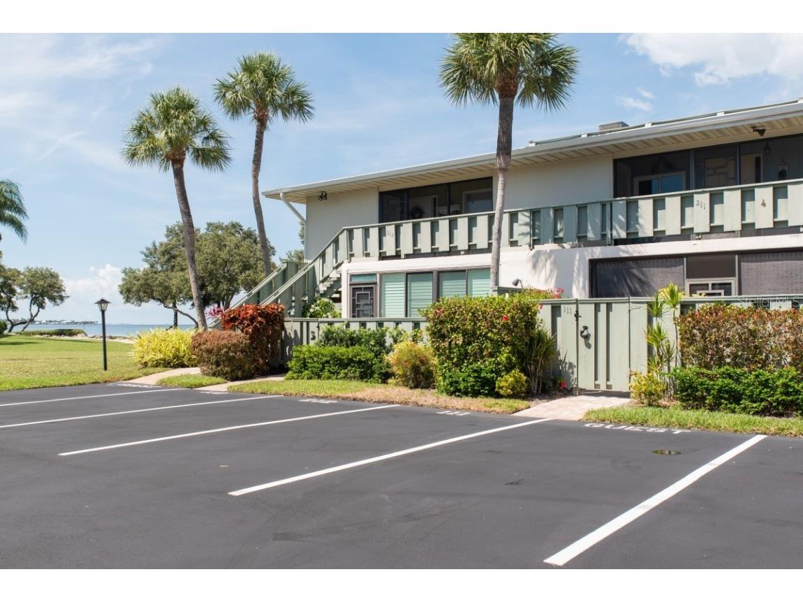 600 Manatee Avenue #111 Holmes Beach FL 34217 A4649994 image1