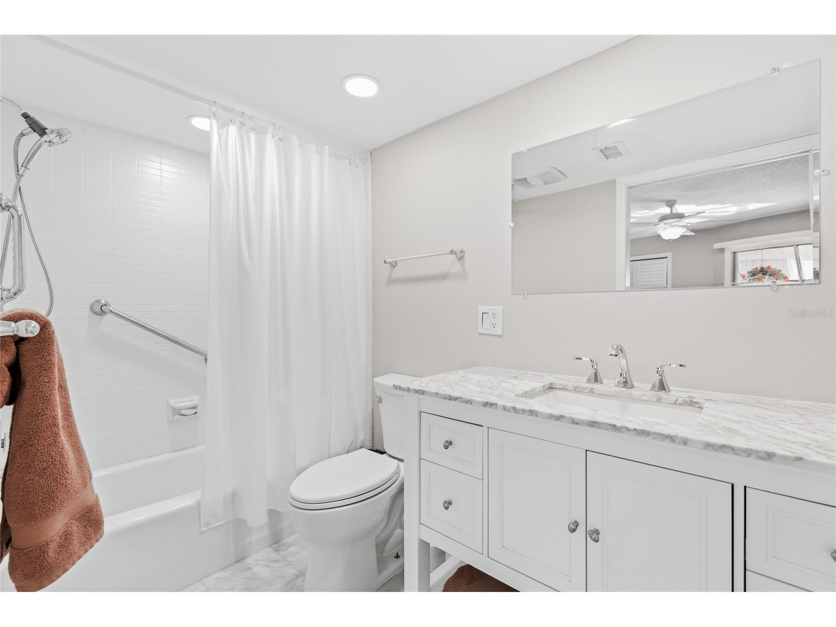 600 Manatee Avenue #116 Holmes Beach FL 34217 A4683381 image18