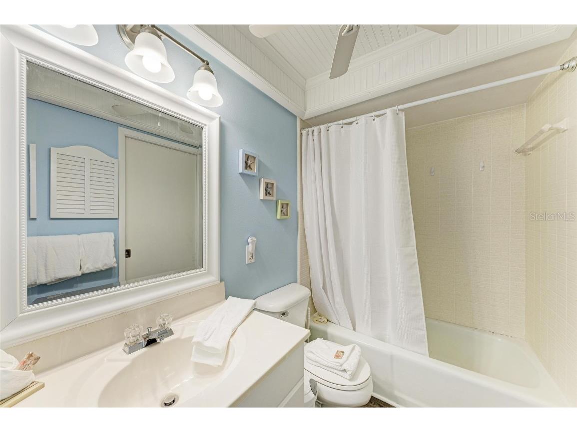 600 Manatee Avenue #226 Holmes Beach FL 34217 A4665110 image23