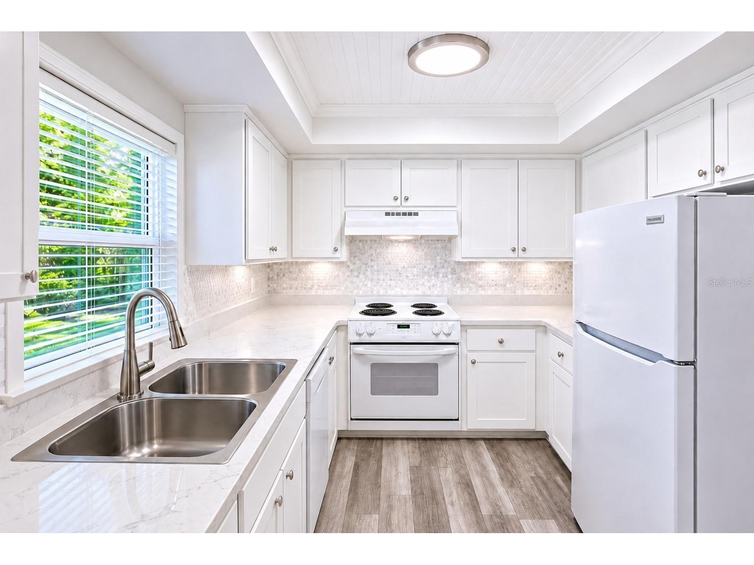 600 Manatee Avenue #227 Bradenton Beach FL 34217 - INTRACOASTAL TO GULF TB8514032 image7