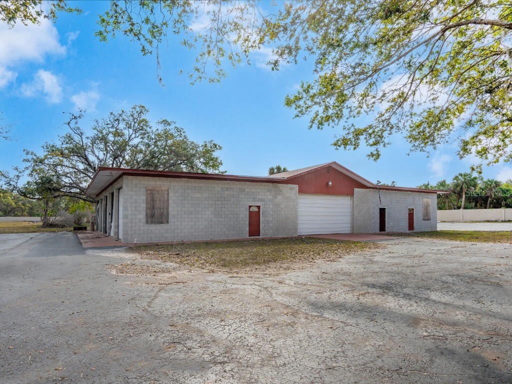 600 N Jackson Road Venice FL 34292 - BLACKBURN CANAL/CURRY CREEK A4660187 image40