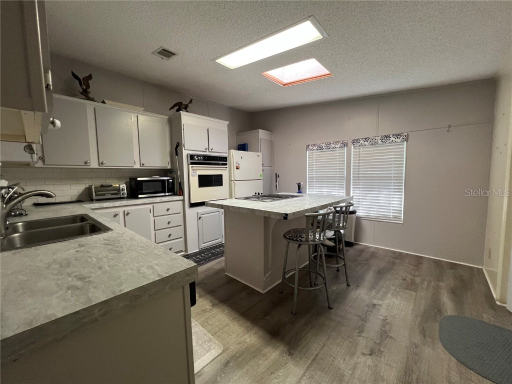 600 Oak Boulevard Wildwood FL 34785 - LAKE OKAHUMPKA G5098070 image4