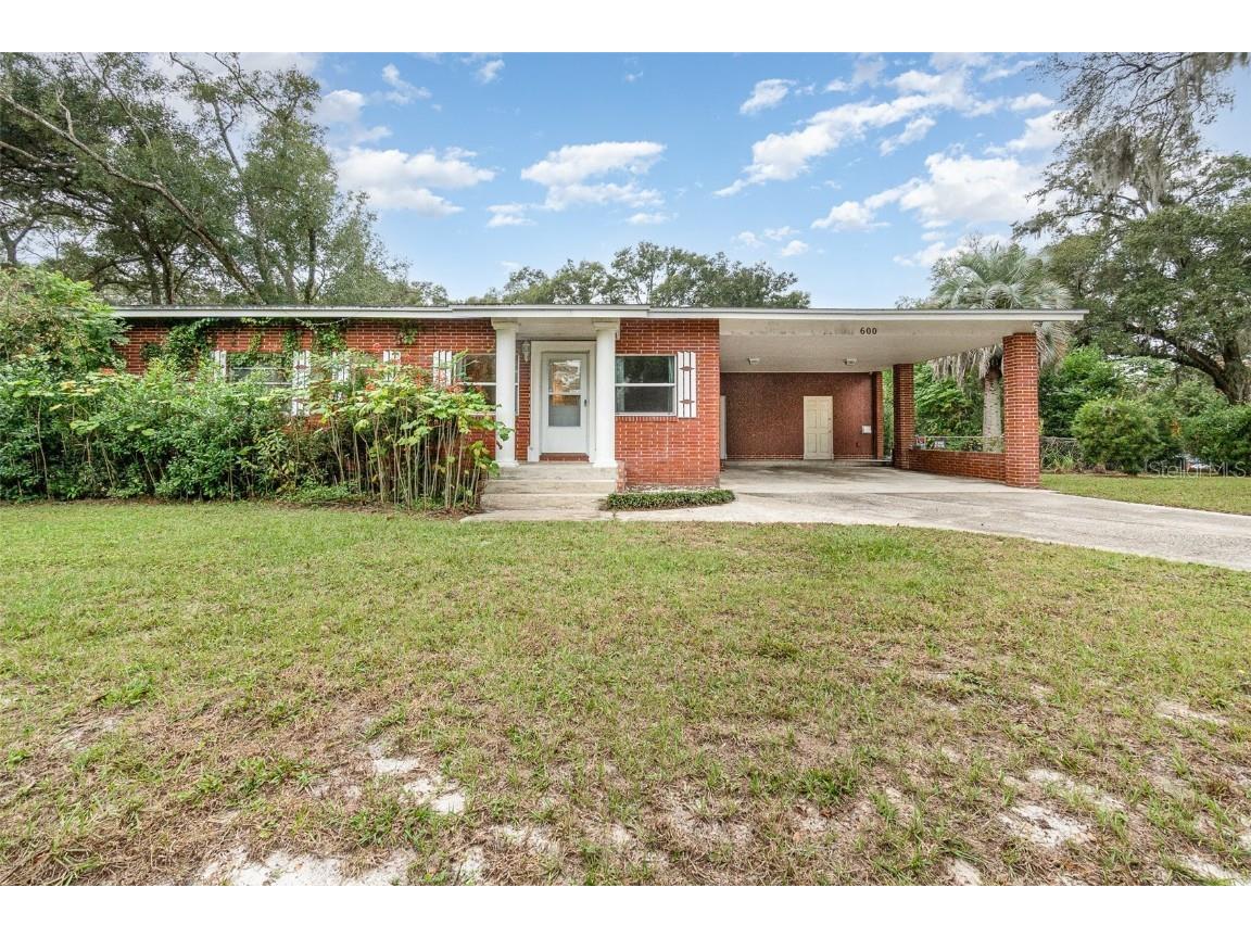 600 S Brooks Avenue Deland FL 32720 O6159952 image1