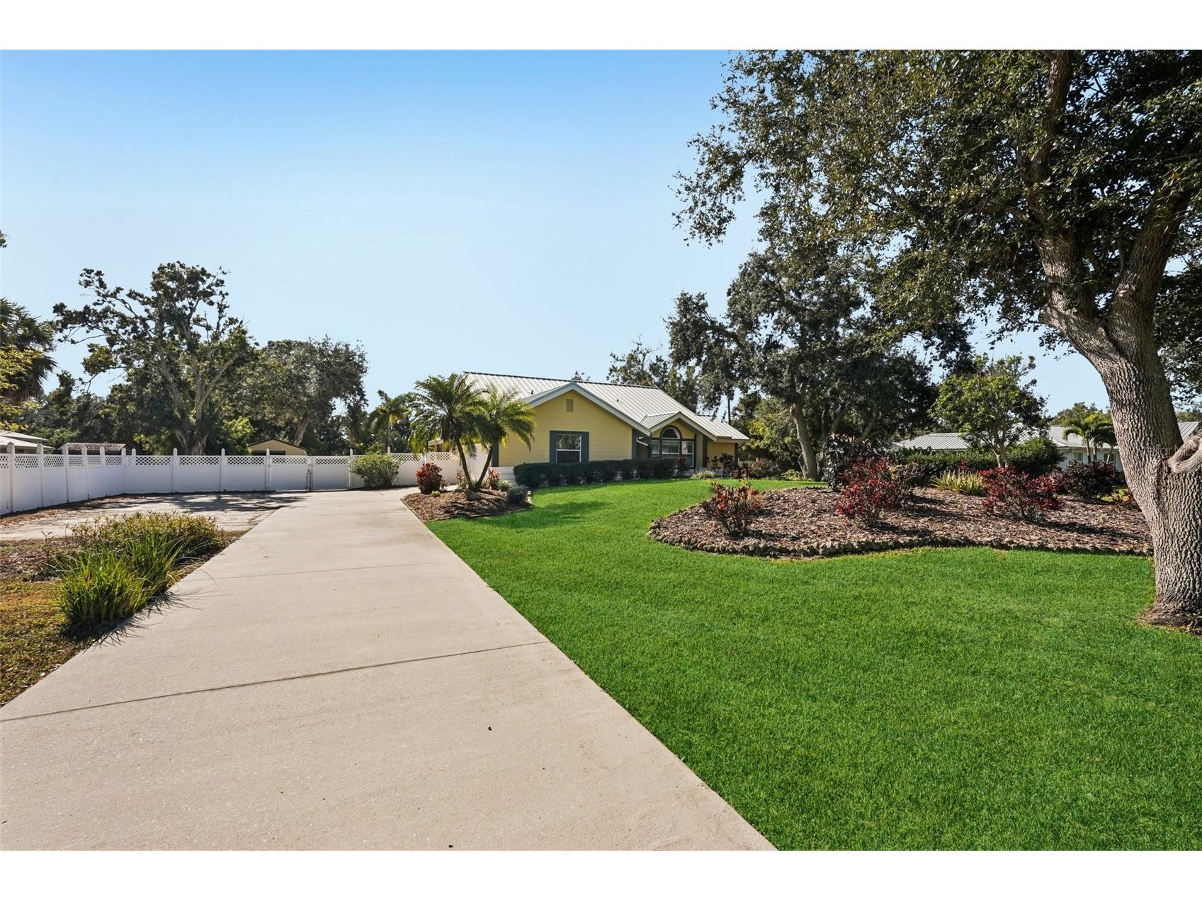 600 Shetland Nokomis FL 34275 N6141878 image1