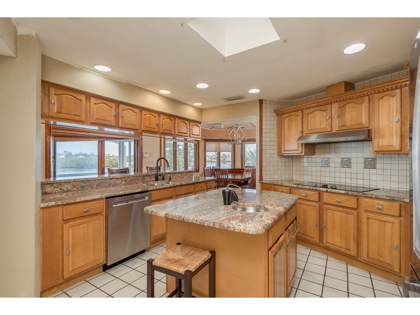 600 Soundview Drive Palm Harbor FL 34683 TB8472901 image20