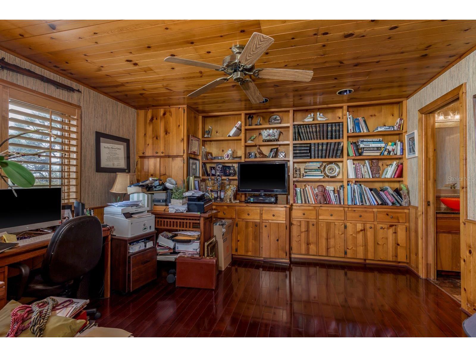 600 Soundview Drive Palm Harbor FL 34683 TB8472901 image25