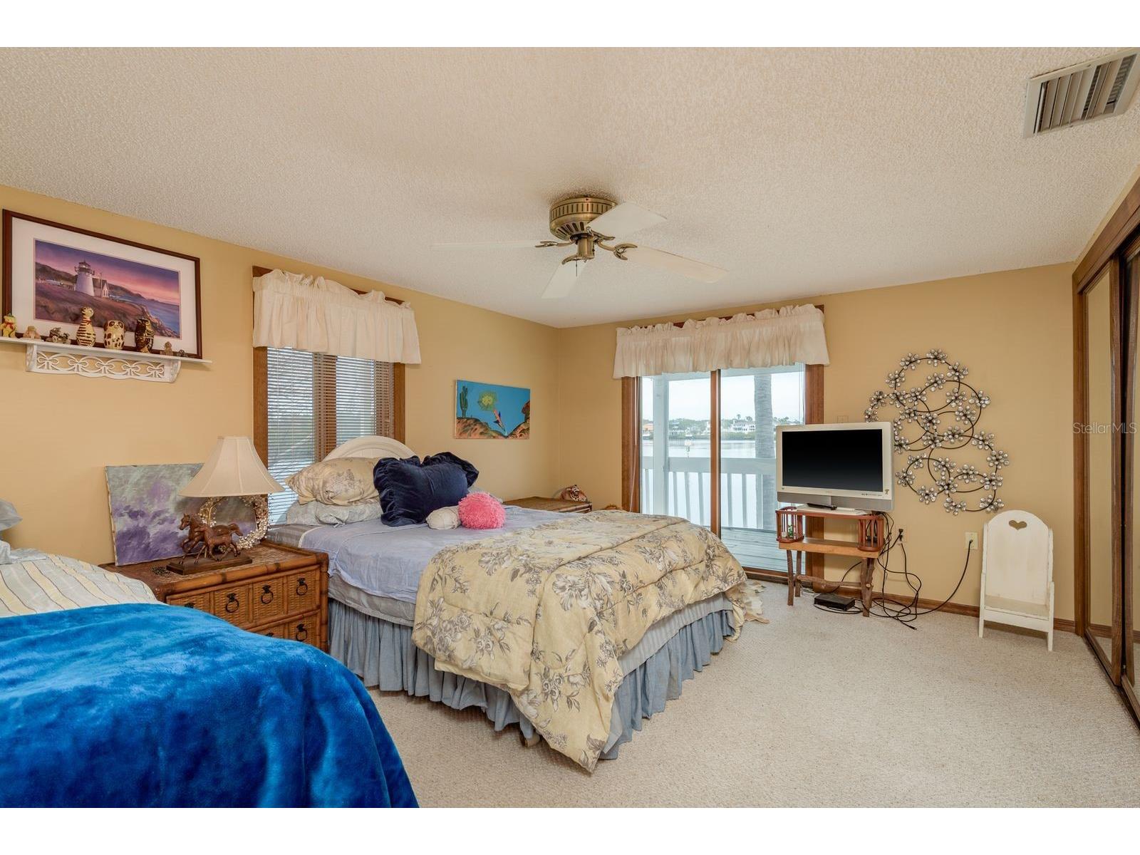 600 Soundview Drive Palm Harbor FL 34683 TB8472901 image34