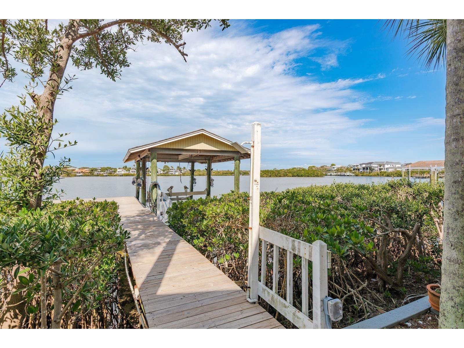 600 Soundview Drive Palm Harbor FL 34683 TB8472901 image56