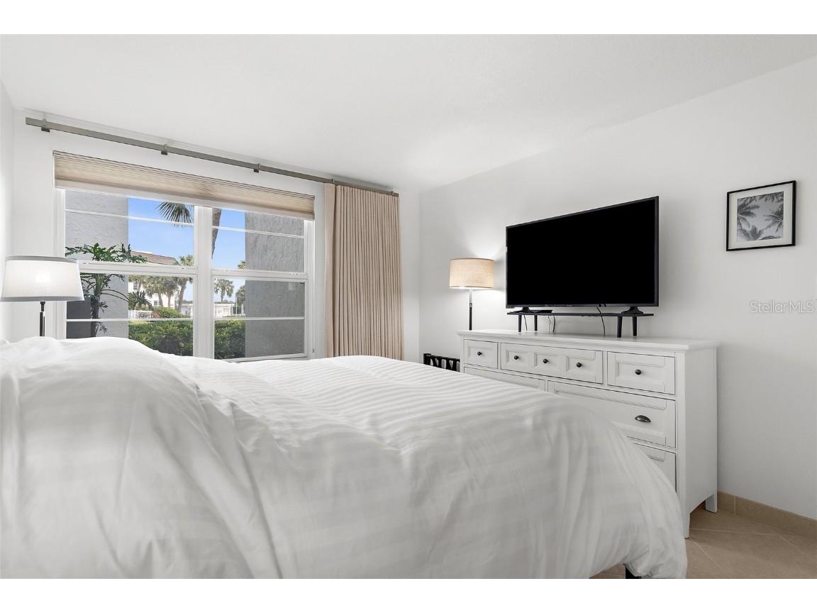 600 Sutton Place #101B Longboat Key FL 34228 C7507243 image14