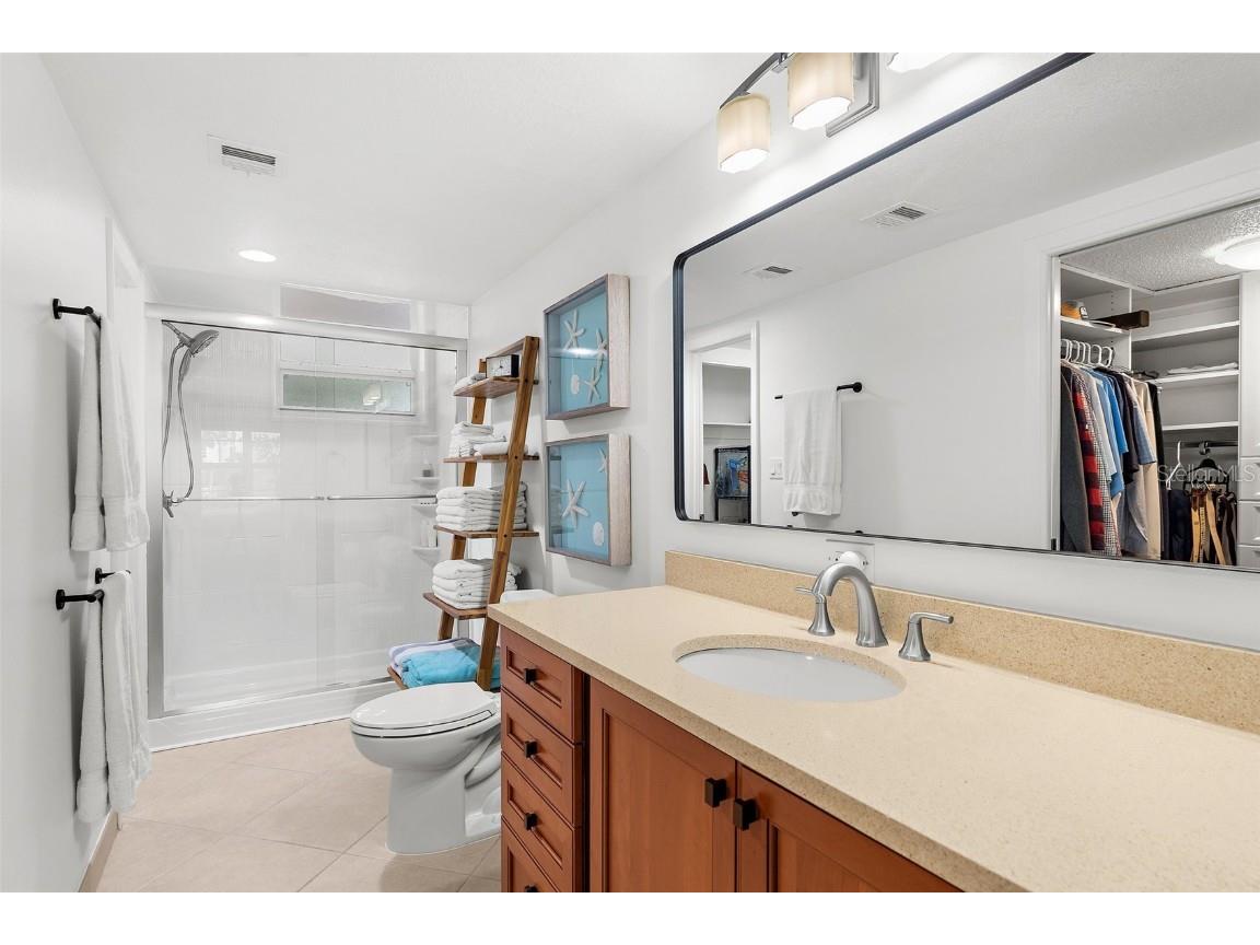 600 Sutton Place #101B Longboat Key FL 34228 C7507243 image18