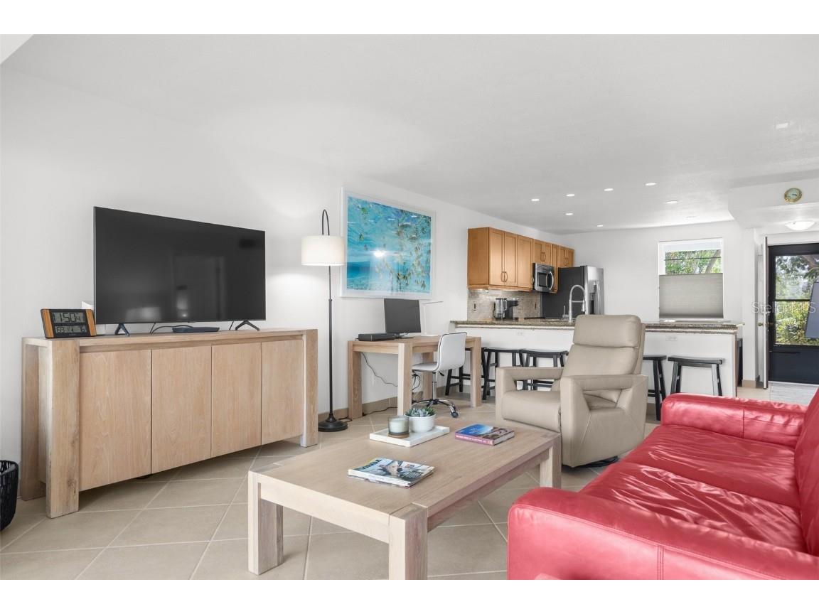 600 Sutton Place #101B Longboat Key FL 34228 C7507243 image8