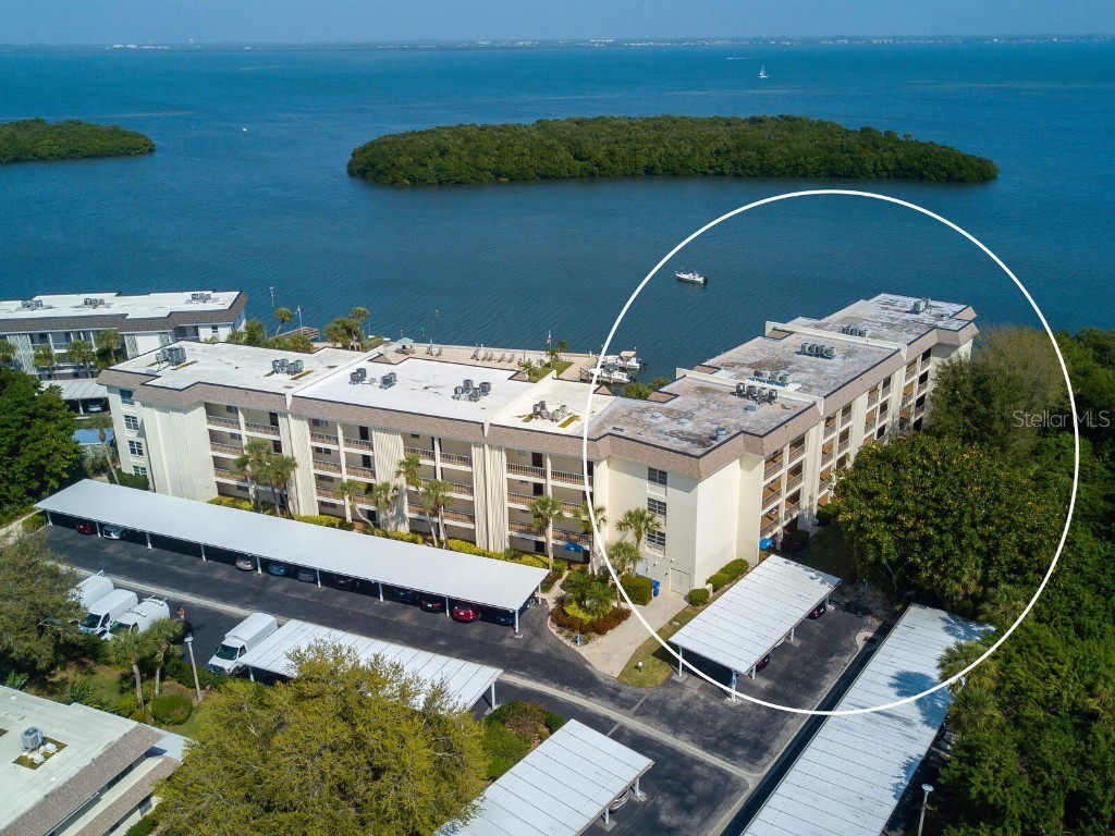 600 Sutton Place #201 Longboat Key FL 34228 A4571482 image1