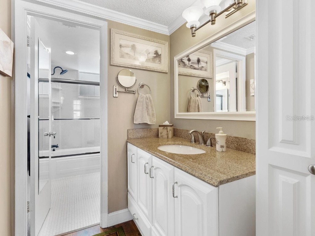 600 Sutton Place #201 Longboat Key FL 34228 - SARASOTA BAY A4602885 image9