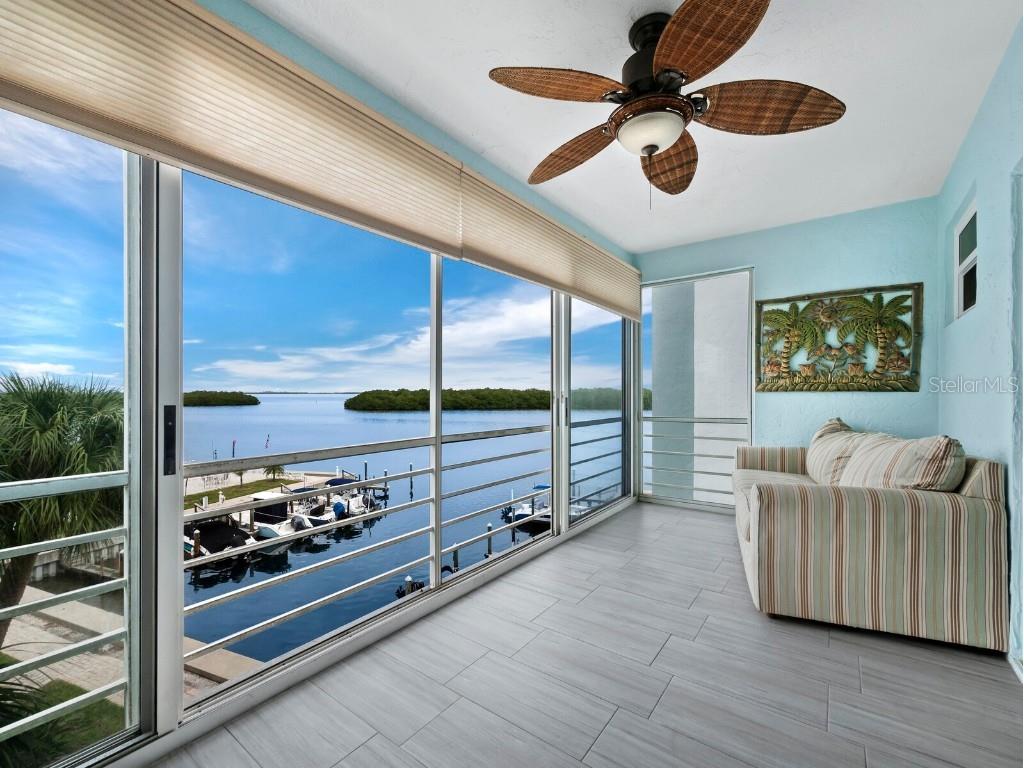 600 Sutton Place #303B Longboat Key FL 34228 - SARASOTA BAY A4592570 image1