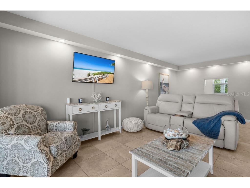 600 Sutton Place #B302 Longboat Key FL 34228 - SARASOTA BAY ICW SUTTON MARINA A4690036 image10