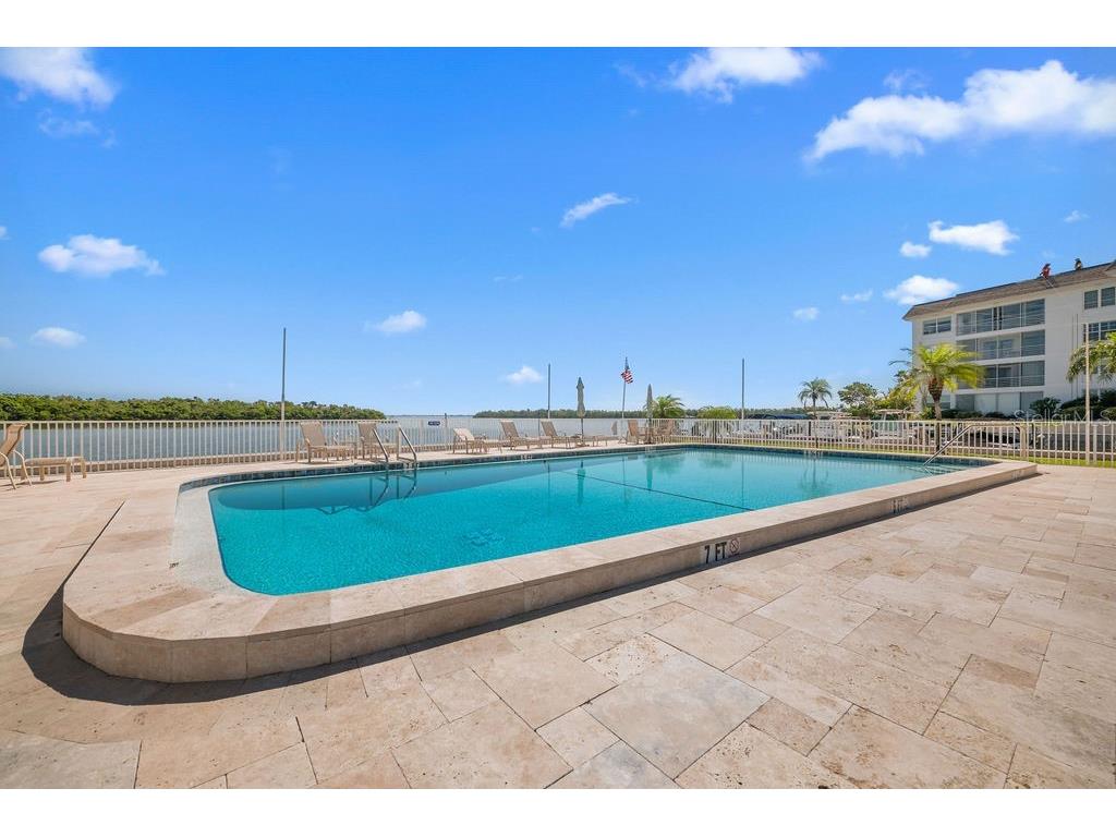 600 Sutton Place #B302 Longboat Key FL 34228 - SARASOTA BAY ICW SUTTON MARINA A4690036 image32