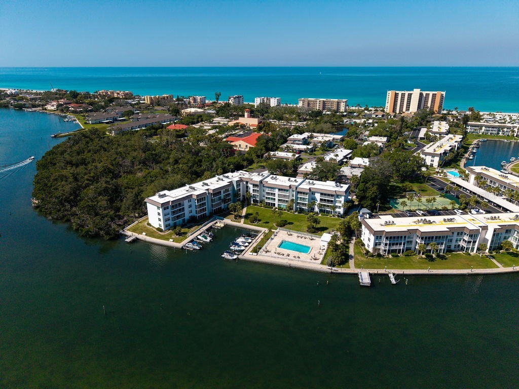 600 Sutton Place #B302 Longboat Key FL 34228 - SARASOTA BAY ICW SUTTON MARINA A4690036 image47