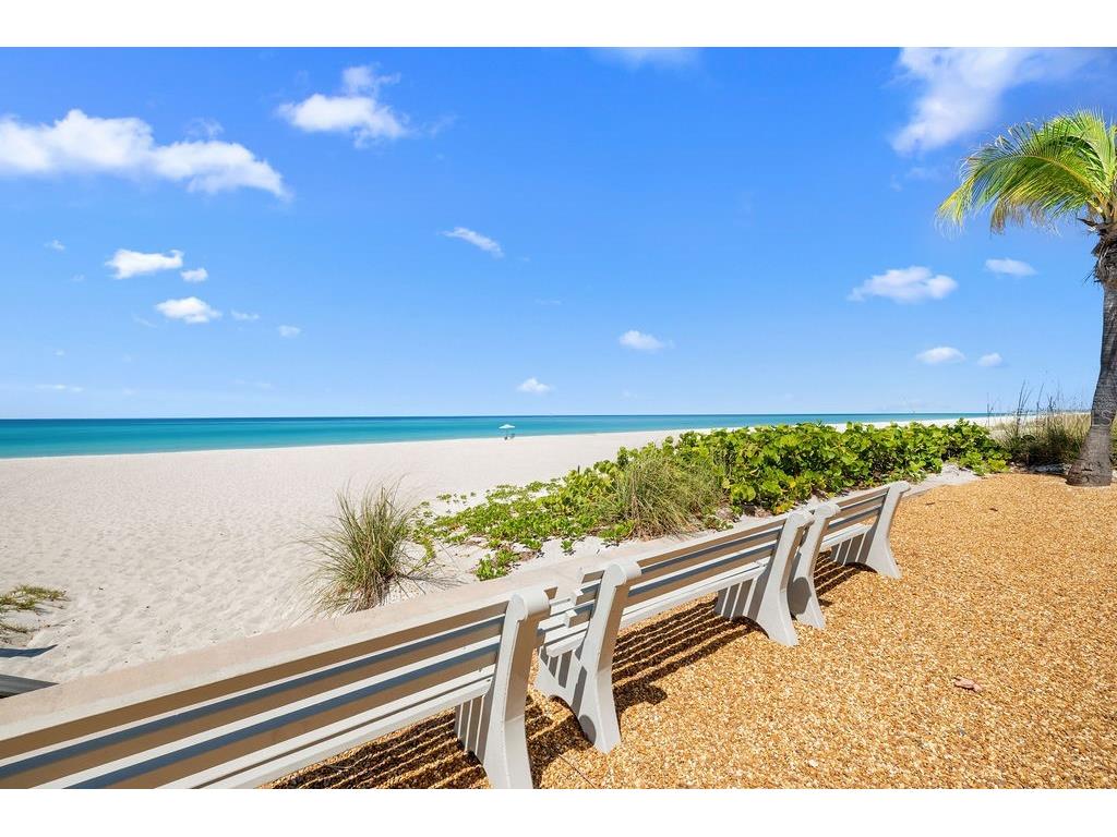 600 Sutton Place #B302 Longboat Key FL 34228 - SARASOTA BAY ICW SUTTON MARINA A4690036 image5