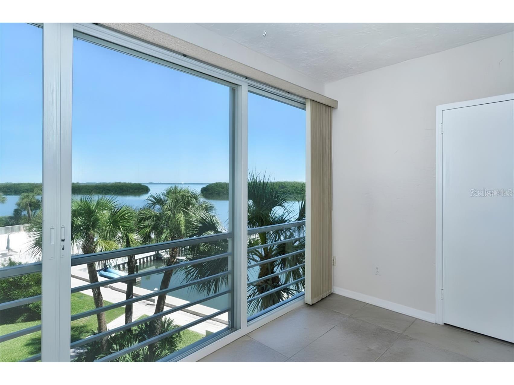 600 Sutton Place #B302 Longboat Key FL 34228 - SARASOTA BAY ICW SUTTON MARINA A4690036 image7