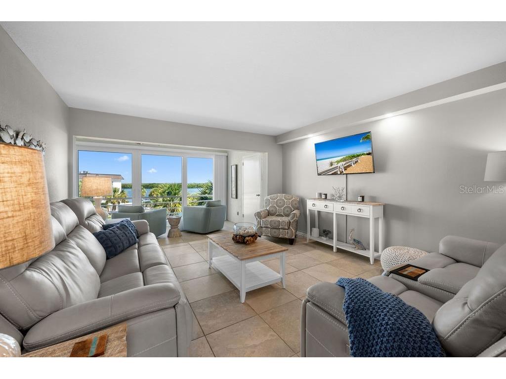 600 Sutton Place #B302 Longboat Key FL 34228 - SARASOTA BAY ICW SUTTON MARINA A4690036 image8