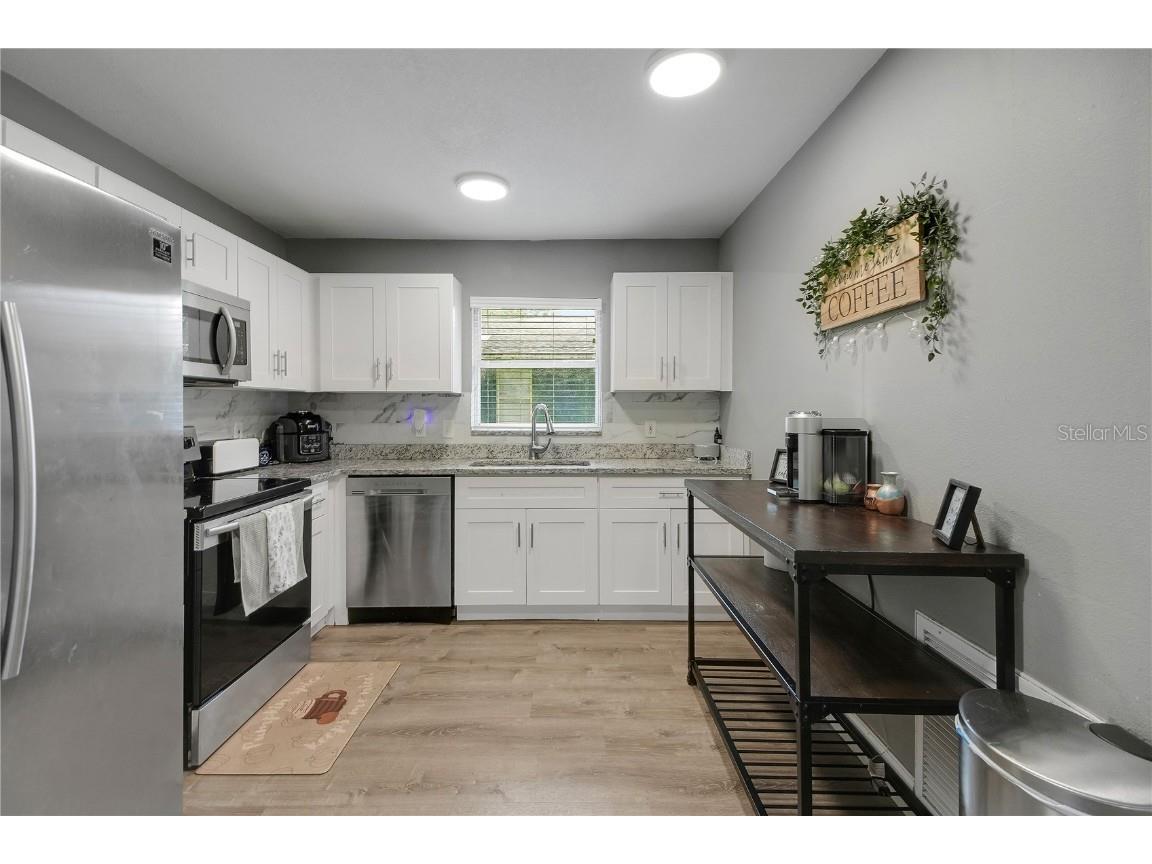 600 W Clarke Street Wildwood FL 34785 G5101898 image7