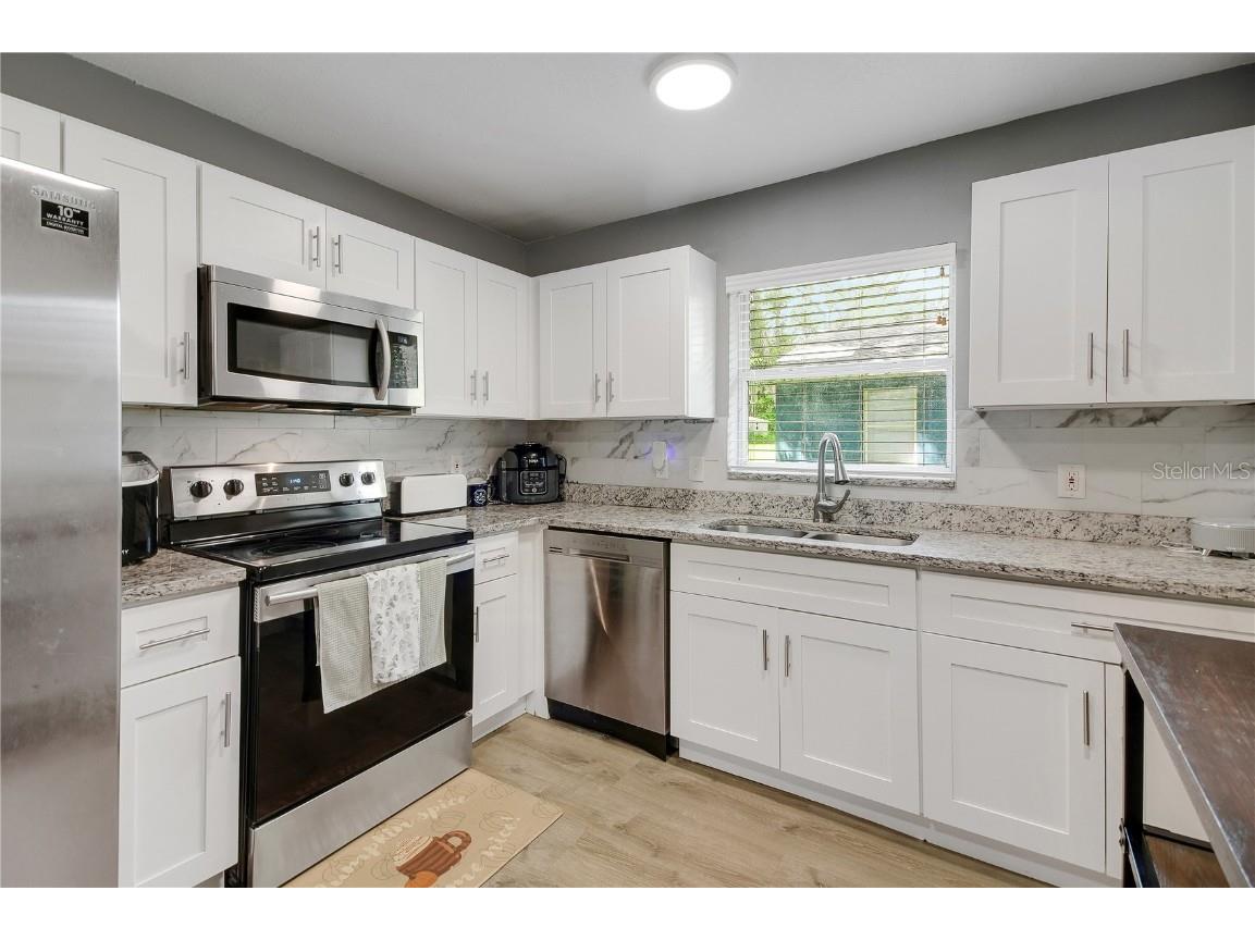 600 W Clarke Street Wildwood FL 34785 G5101898 image8