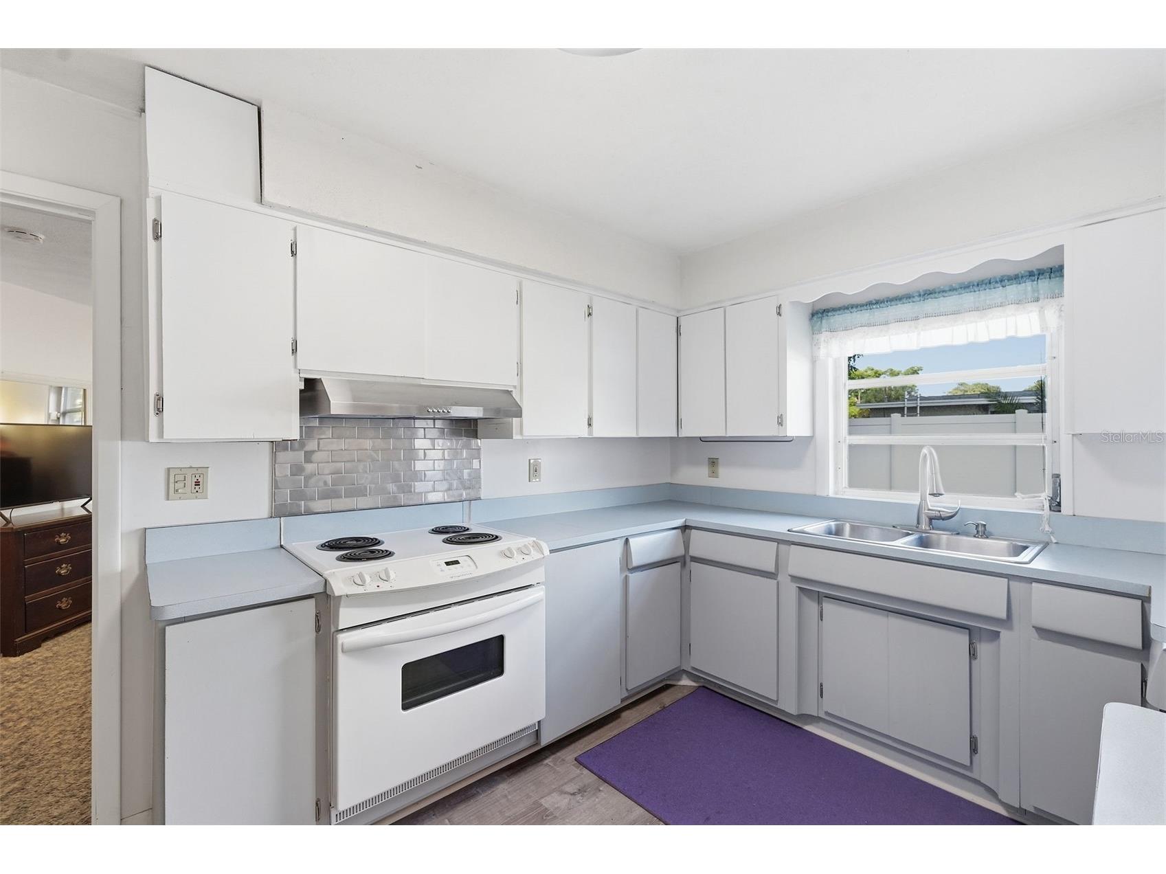 6000 12th Way N Saint Petersburg FL 33703 TB8507671 image11
