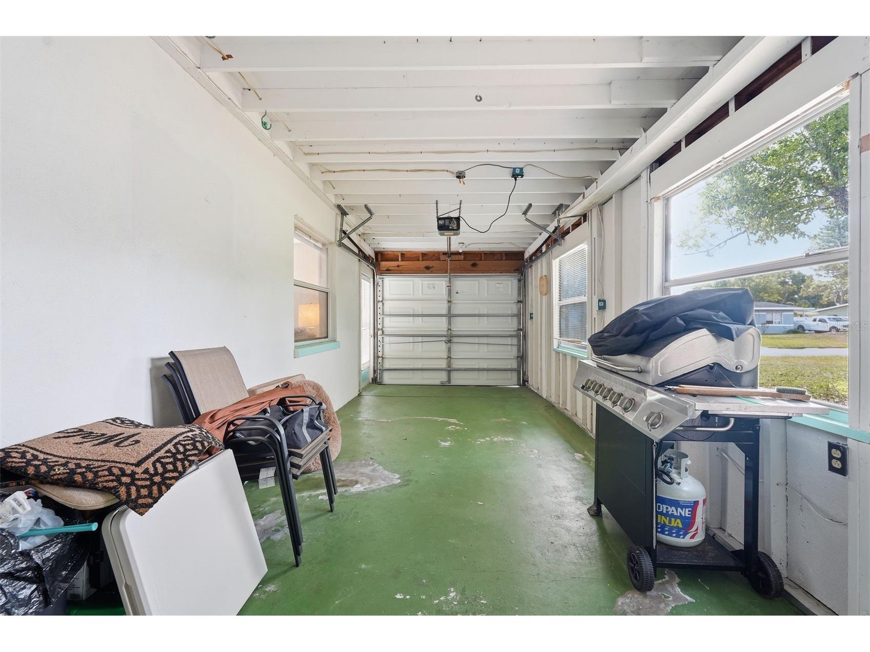 6000 12th Way N Saint Petersburg FL 33703 TB8507671 image28