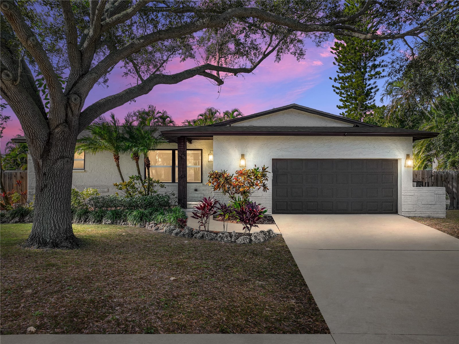 6000 19th Street NE Saint Petersburg FL 33703 TB8483483 image1