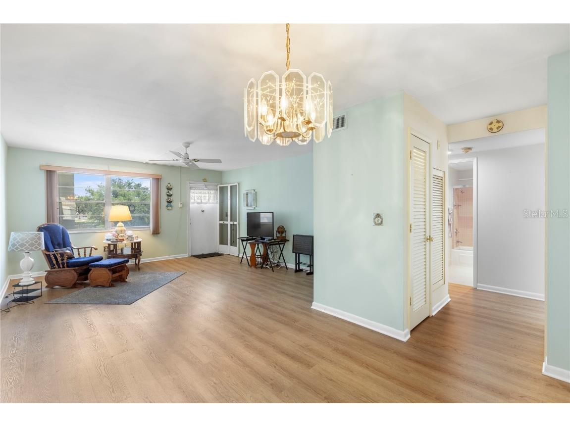 6000 20th Street N #123 Saint Petersburg FL 33714 TB8400599 image6