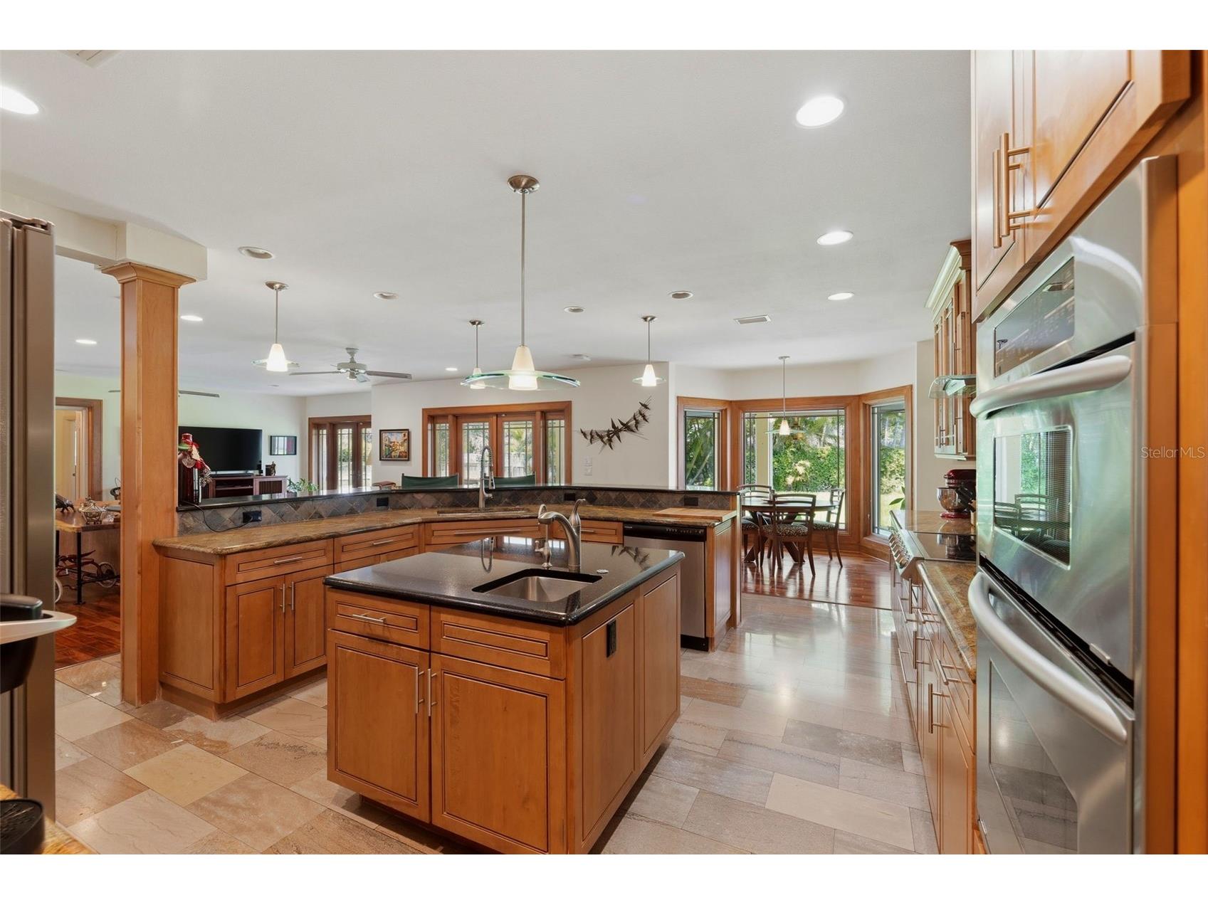 6000 2nd Street S Saint Petersburg FL 33705 W7885621 image15