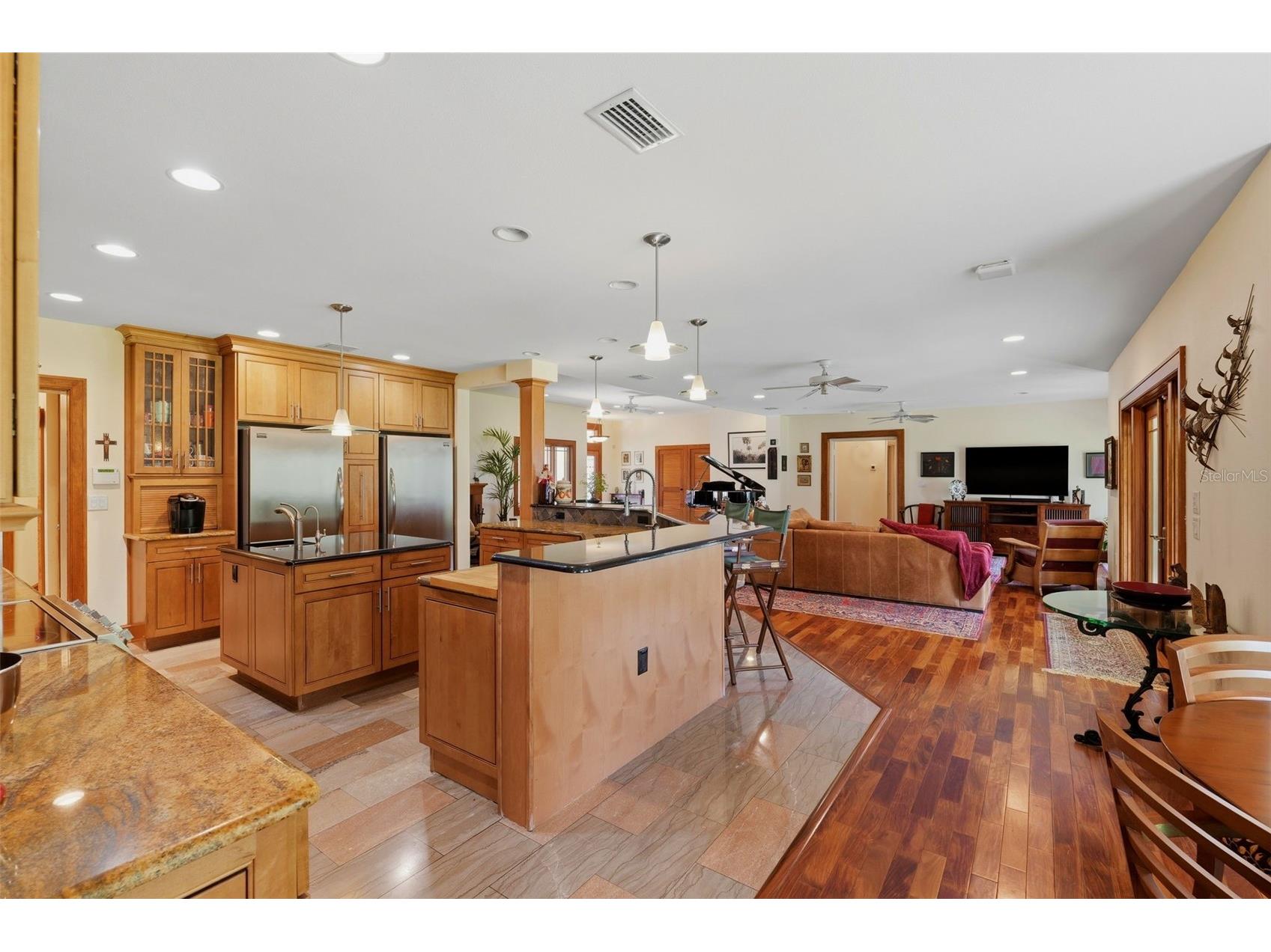 6000 2nd Street S Saint Petersburg FL 33705 W7885621 image17