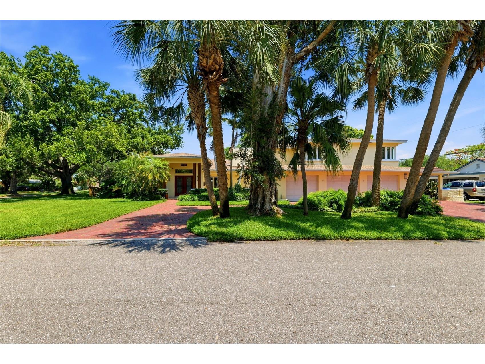 6000 2nd Street S Saint Petersburg FL 33705 W7885621 image3