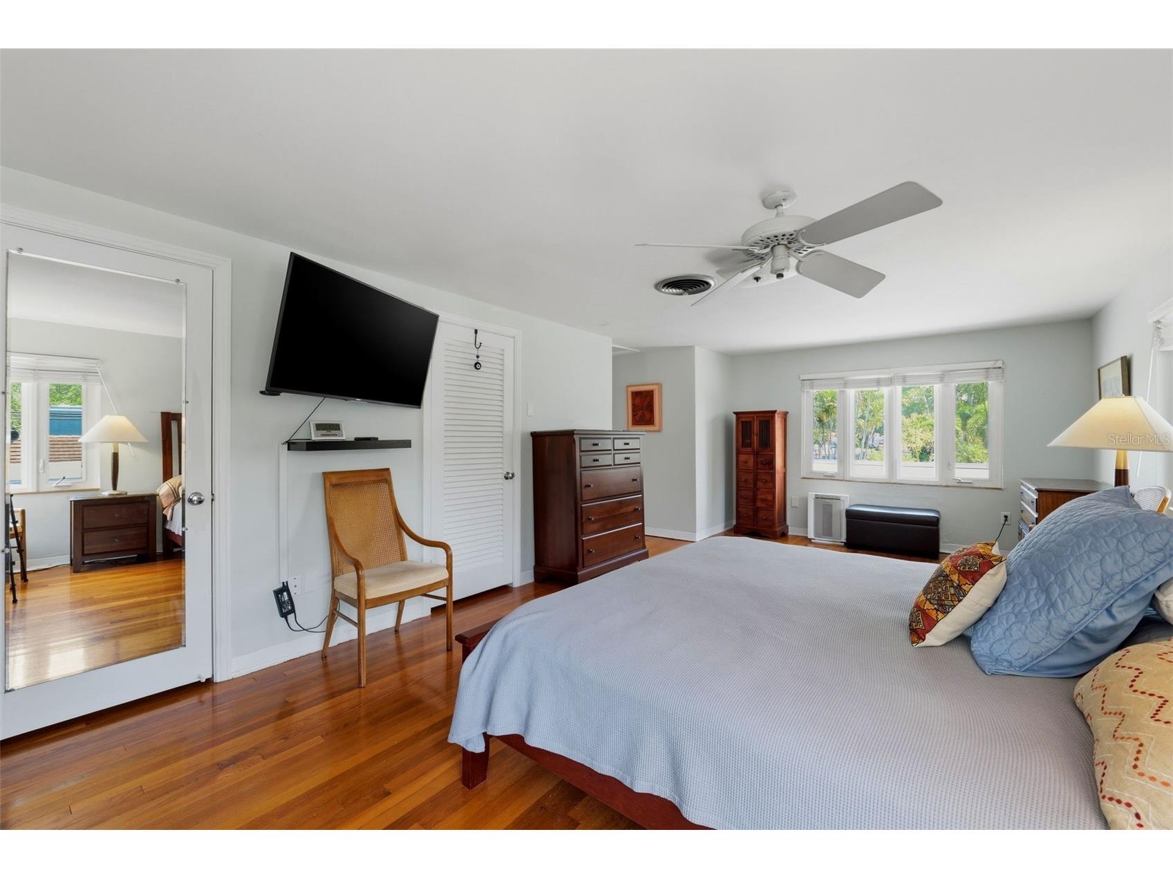 6000 2nd Street S Saint Petersburg FL 33705 W7885621 image37