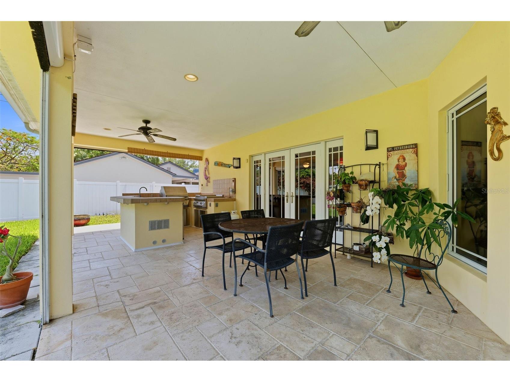 6000 2nd Street S Saint Petersburg FL 33705 W7885621 image47