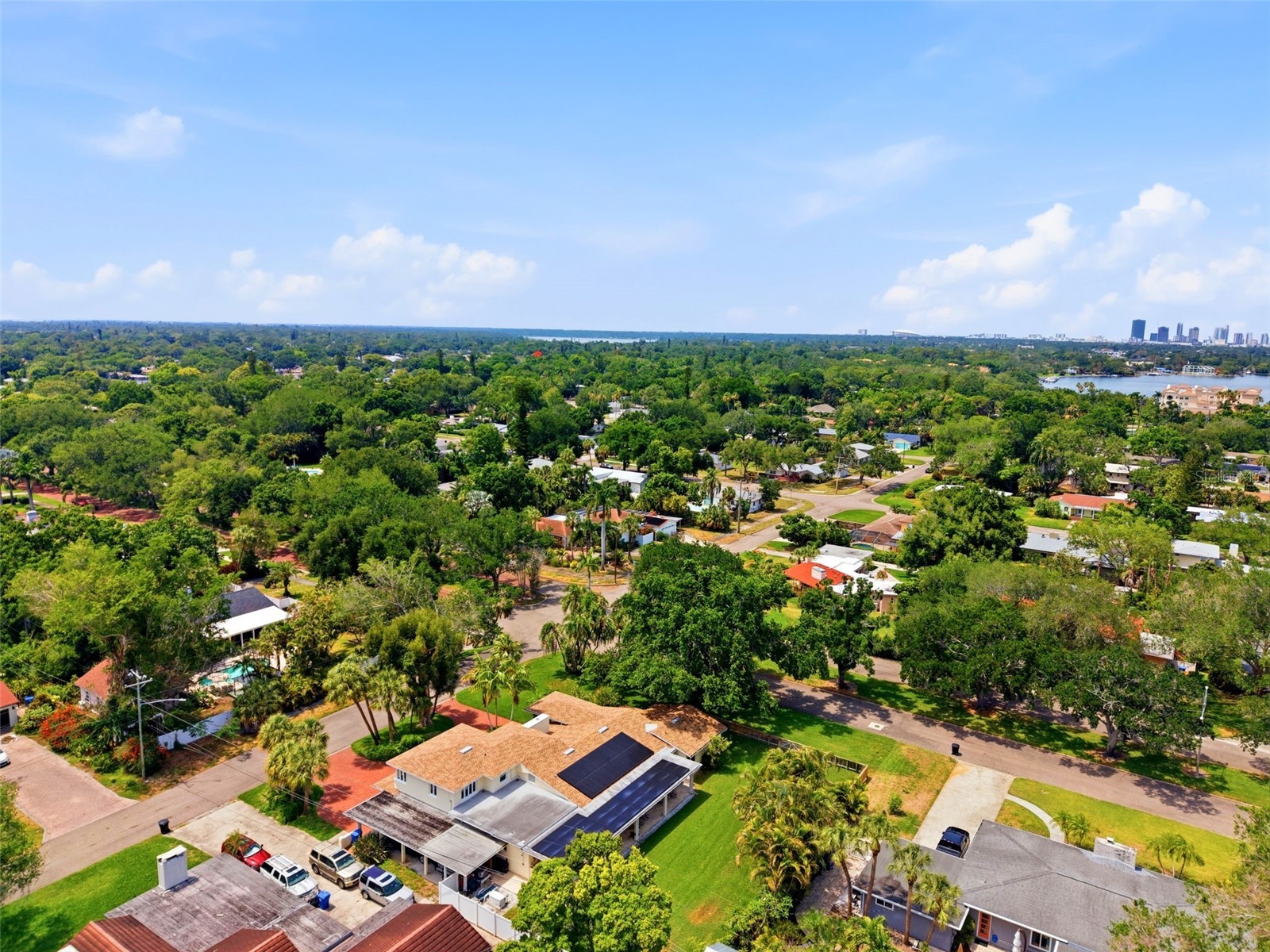 6000 2nd Street S Saint Petersburg FL 33705 W7885621 image56
