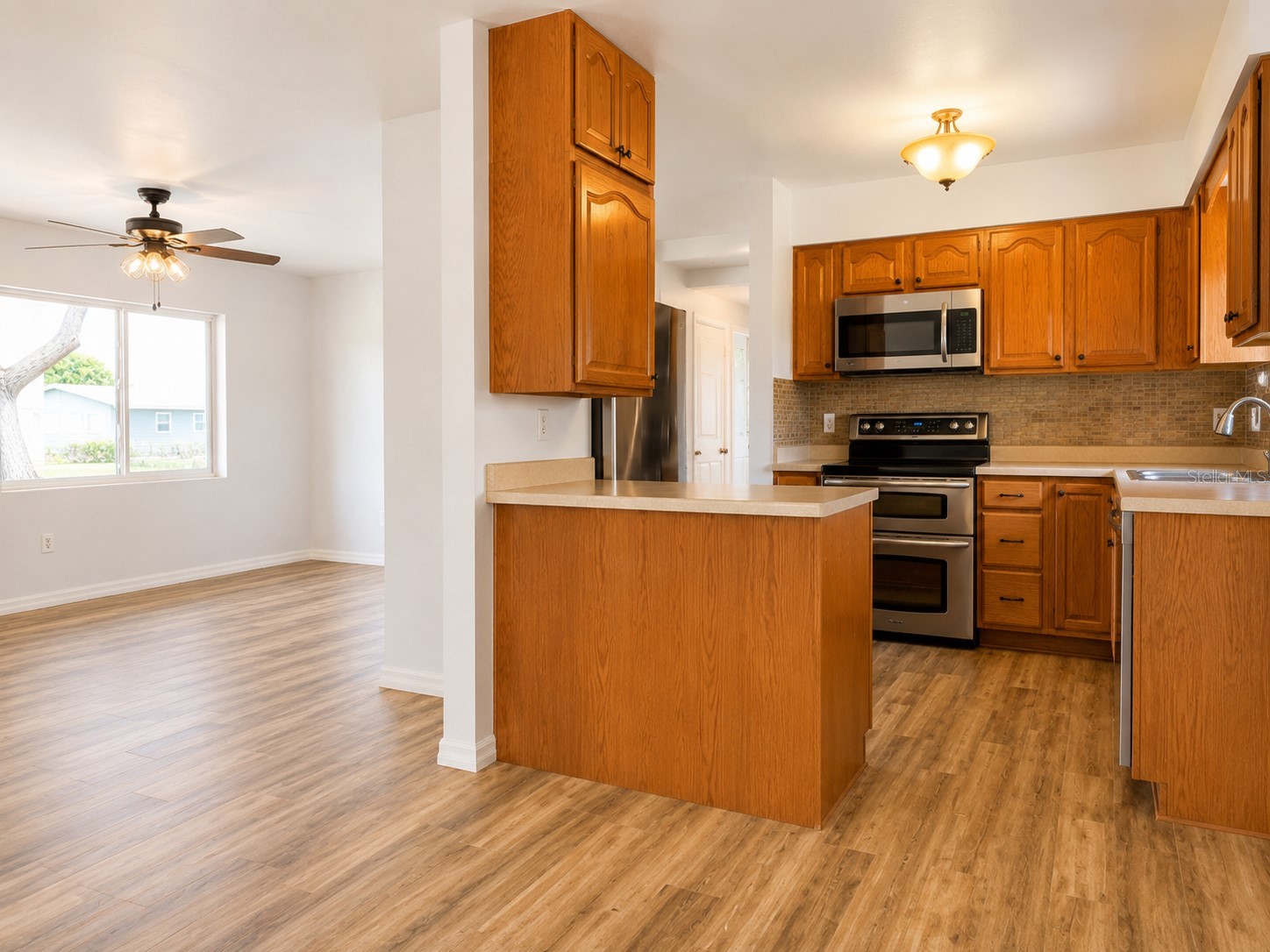 6000 42nd Avenue N Saint Petersburg FL 33709 TB8517395 image13
