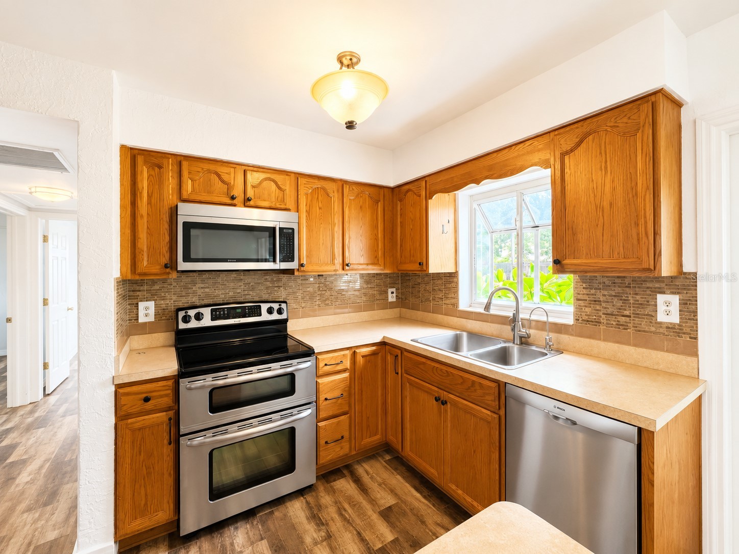 6000 42nd Avenue N Saint Petersburg FL 33709 TB8517395 image16