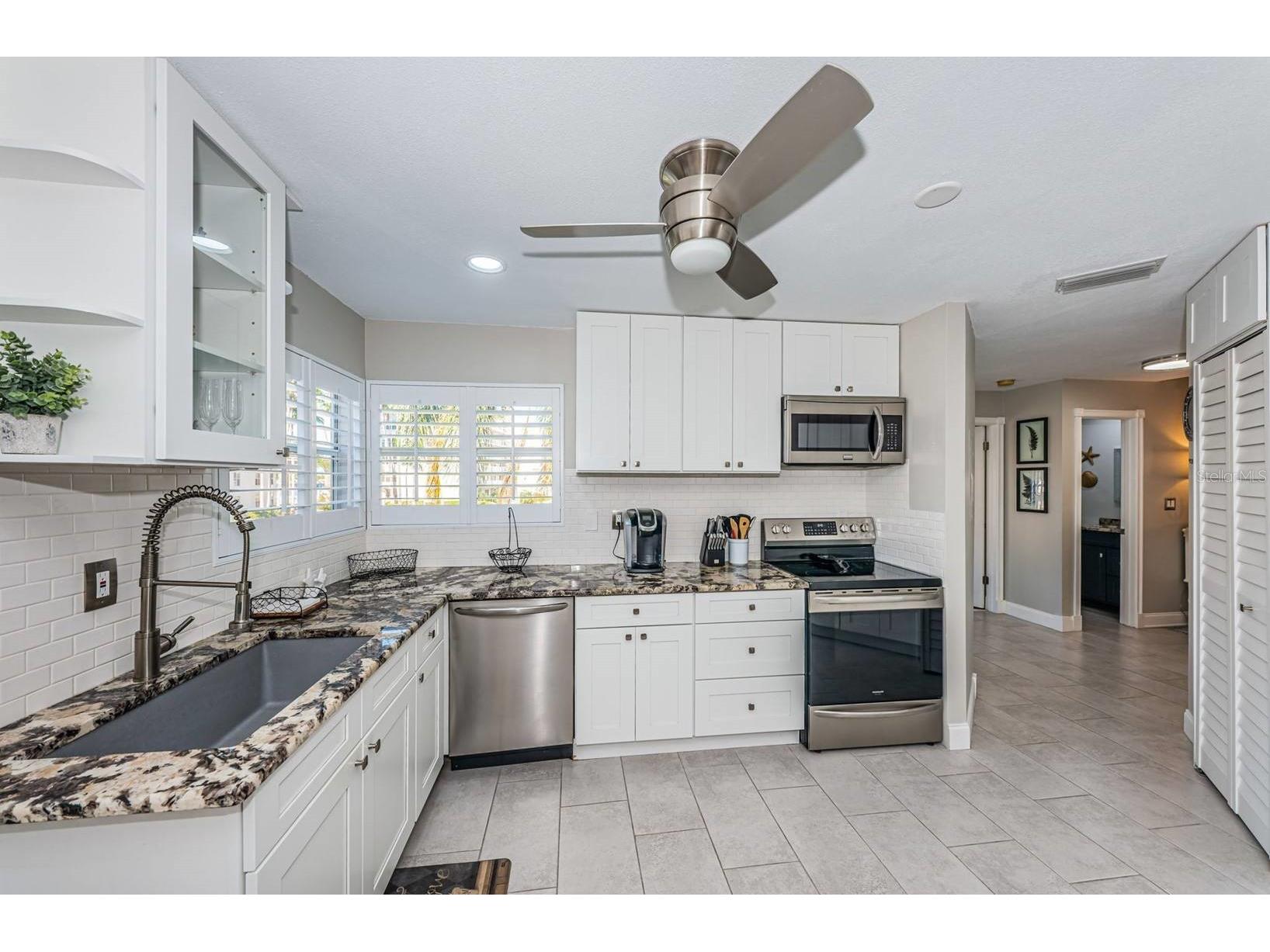 6000 Bahia Del Mar Circle #229 Saint Petersburg FL 33715 TB8475148 image4