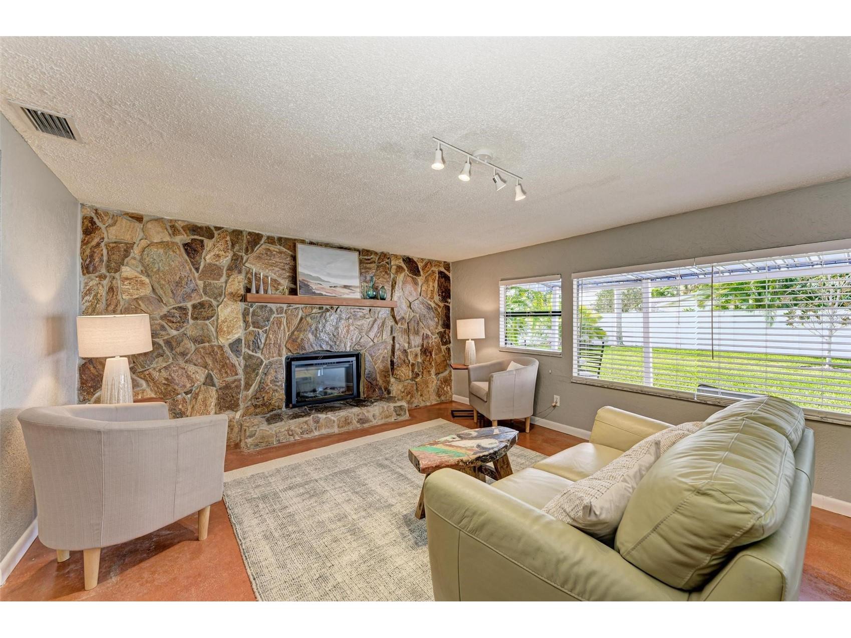 6000 Bayou Grande Boulevard NE Saint Petersburg FL 33703 TB8483504 image21