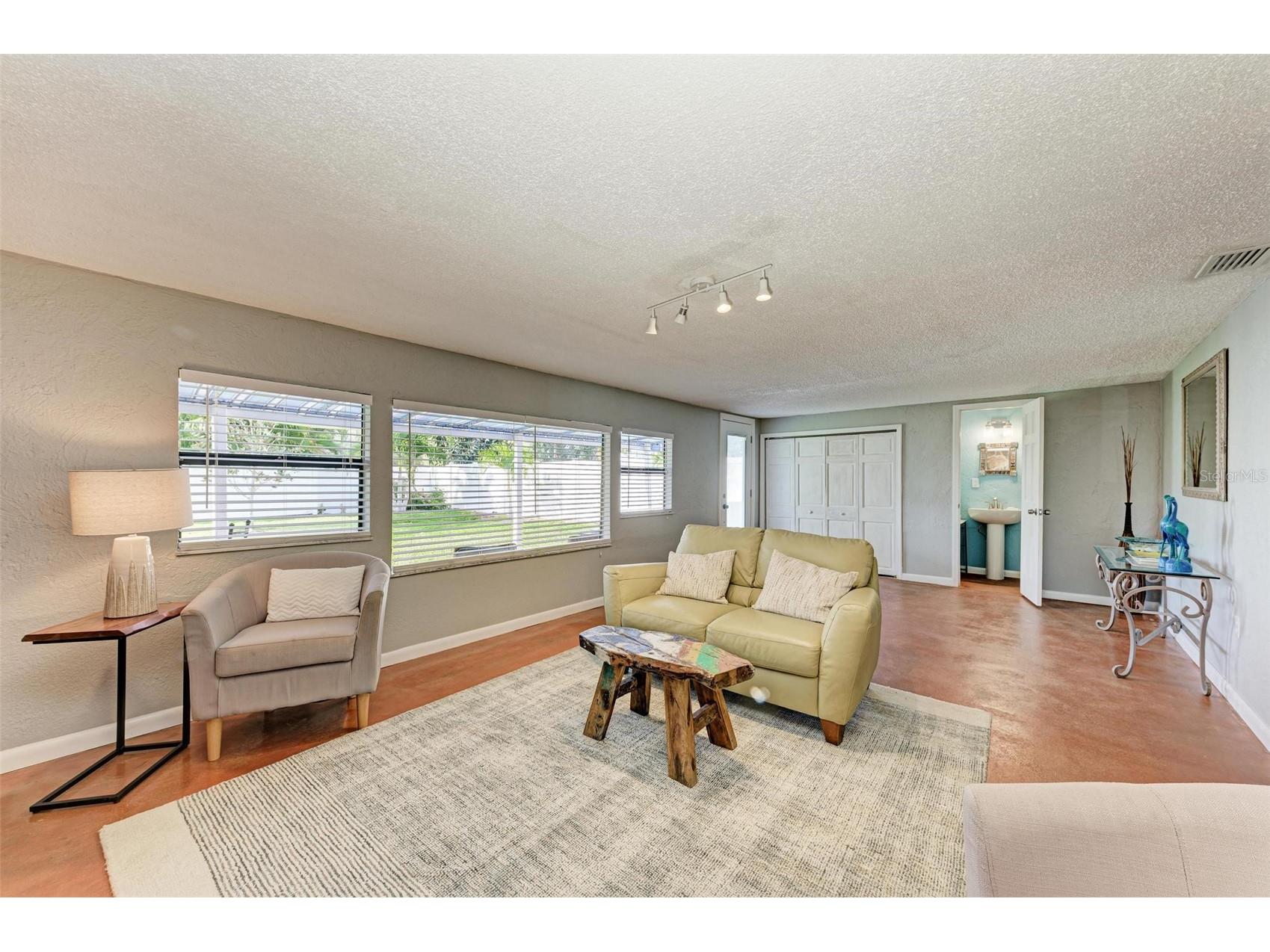 6000 Bayou Grande Boulevard NE Saint Petersburg FL 33703 TB8483504 image24