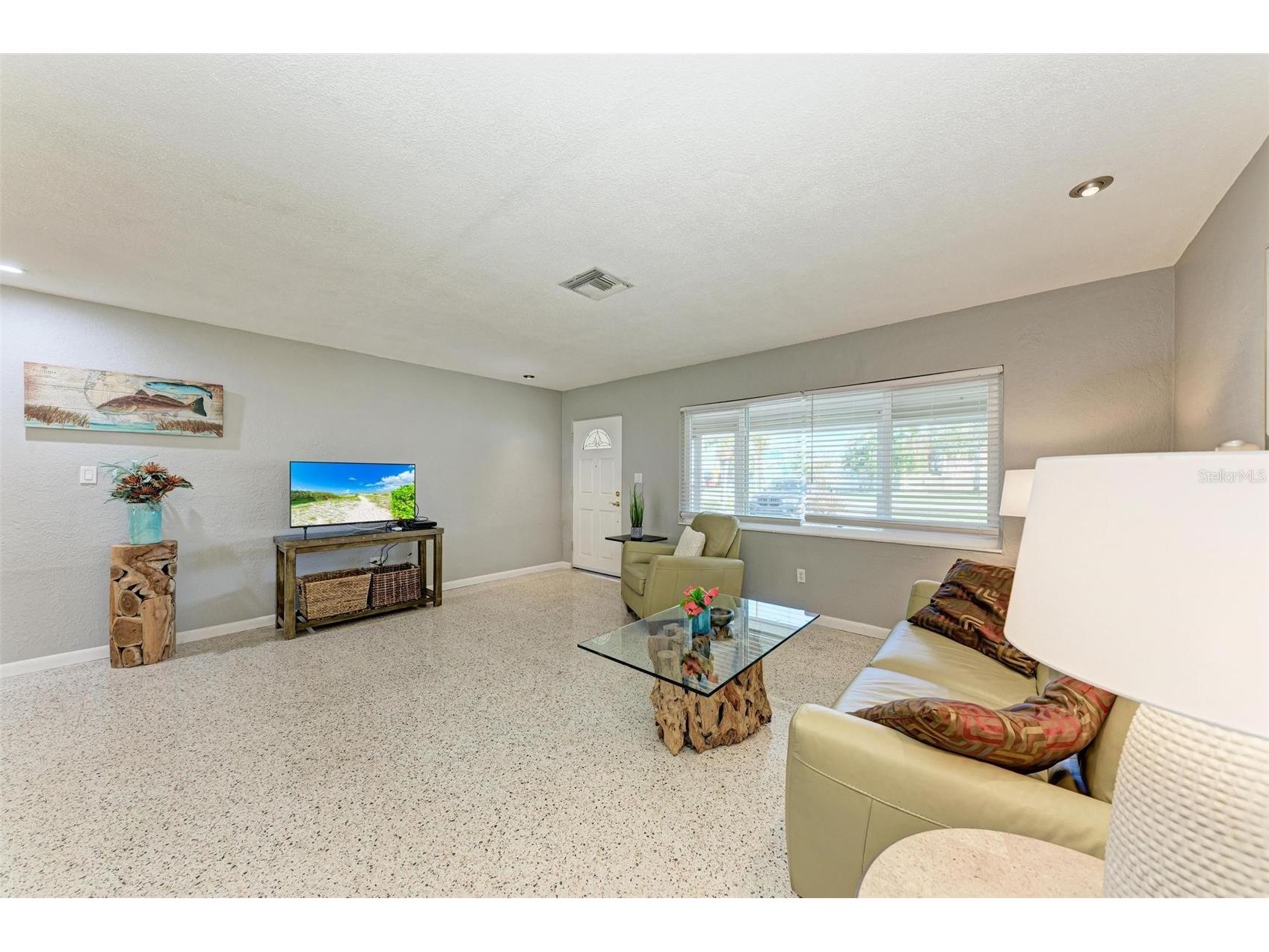 6000 Bayou Grande Boulevard NE Saint Petersburg FL 33703 TB8483504 image8