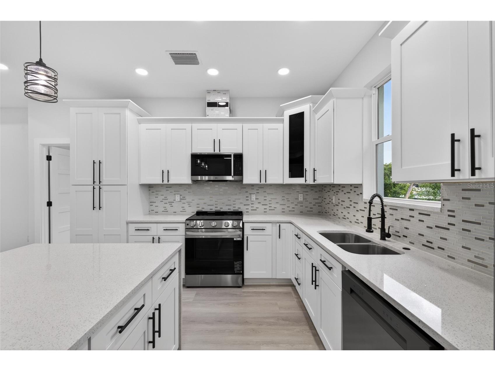 6000 Deltona Boulevard Spring Hill FL 34606 TB8512499 image11