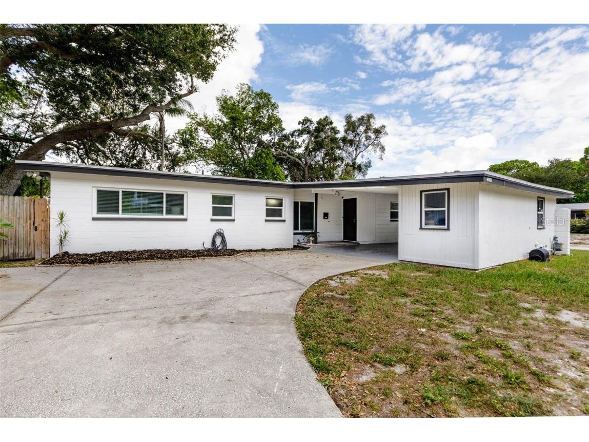 6001 8th Street S Saint Petersburg FL 33705 U8206407 image1