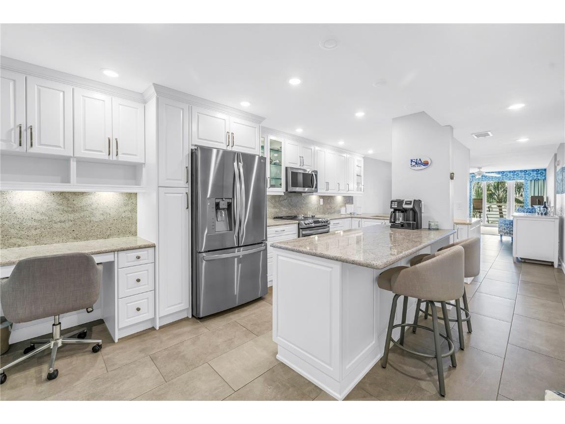 6001 Bahia Del Mar Circle #328 Saint Petersburg FL 33715 - PASS A GRILLE CHANNEL TB8453182 image4